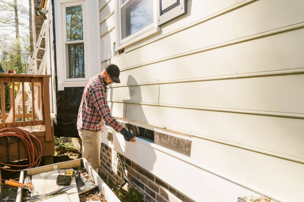 Trusted Emergency Siding Repair service in Wilmette, IL - Creative Siding